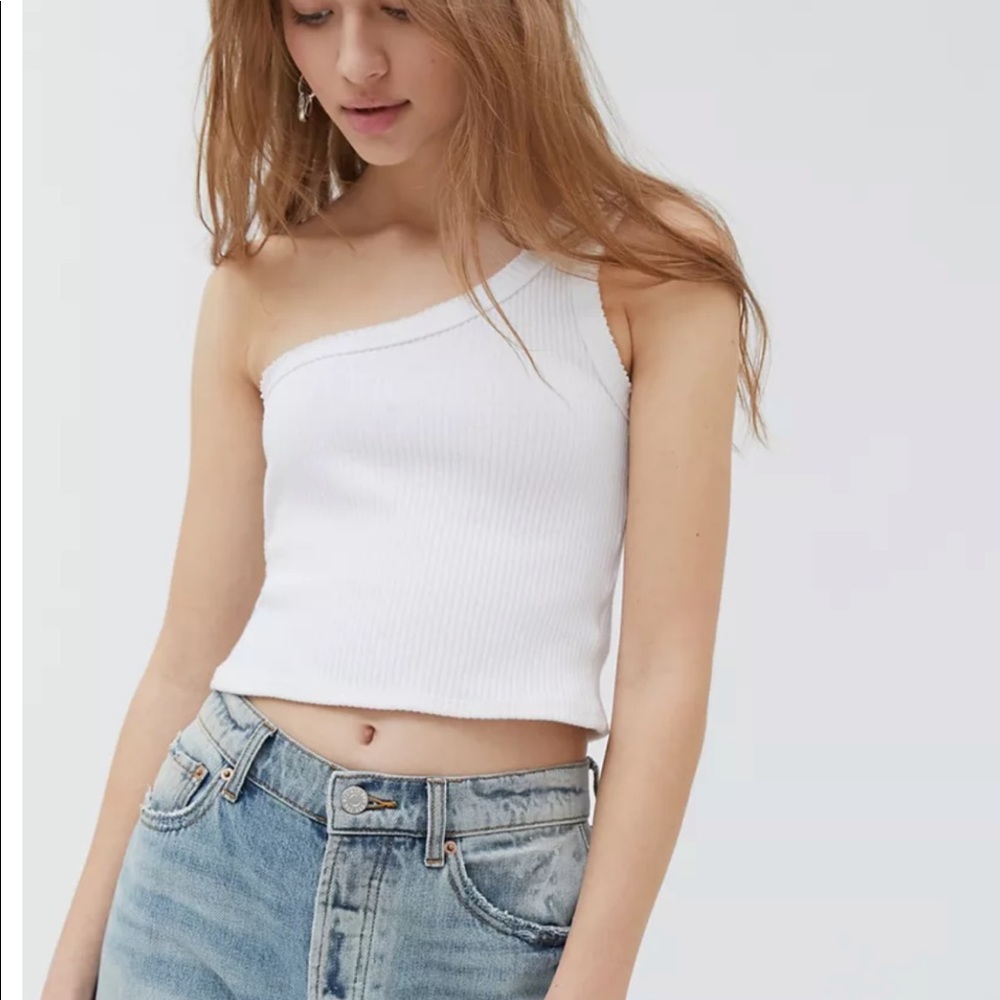 UO One Shoulder Top